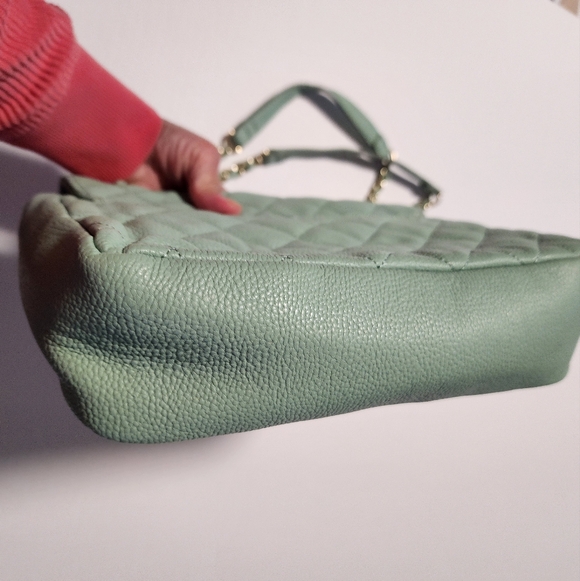 Forever 21 Quilted Mint Green Shoulder Bag with Gold Chain - Picture 11 of 16